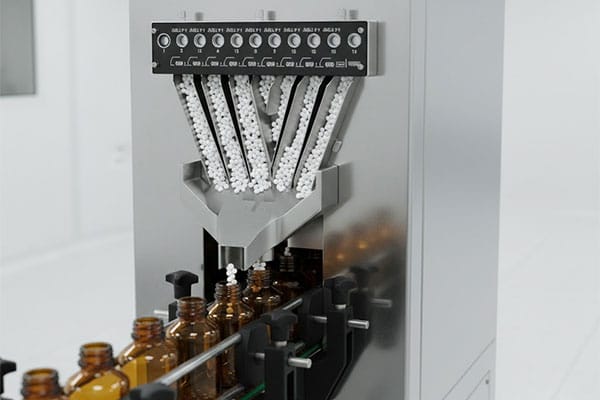 Tablet counting machine accurately counting tablets into bottles